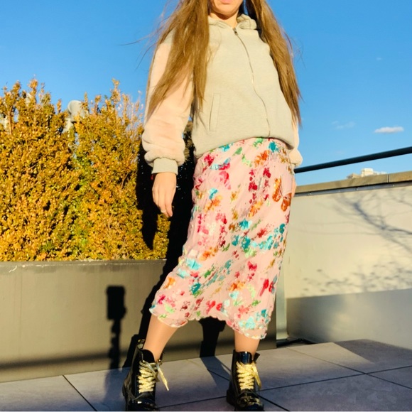 Anthro Italian BELLA VALENTINA Silk Diagonal Slim fit Midi Slip Skirt - Picture 5 of 16